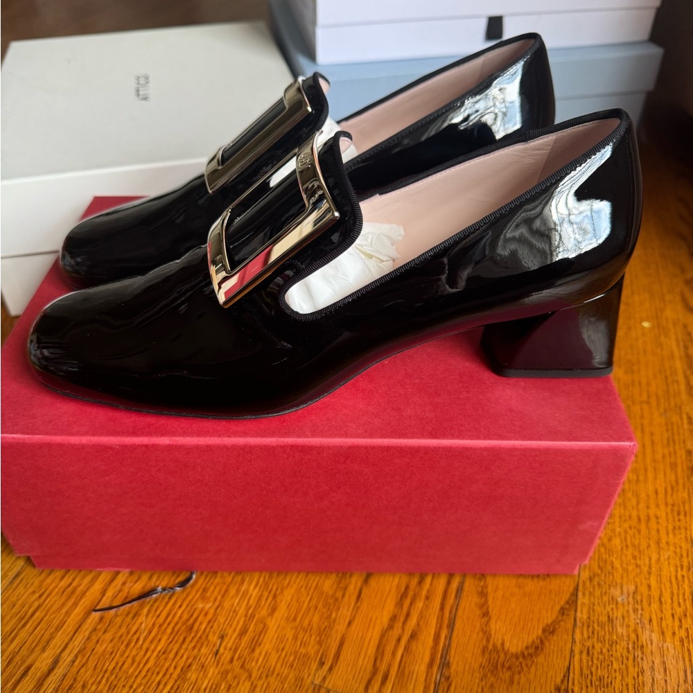 Roger Vivier Black Patent Leather Heels